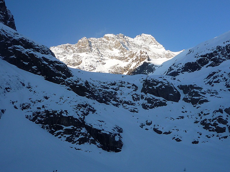 #1 Face Nord/Est de l Face Nord/Est de l'Olan : depuis le vallon de la Muande