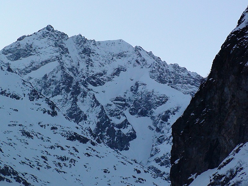 #5 Le couloir en S des Rouies : vue durant la montée de la veuille Le couloir en S des Rouies : vue durant la montée de la veuille