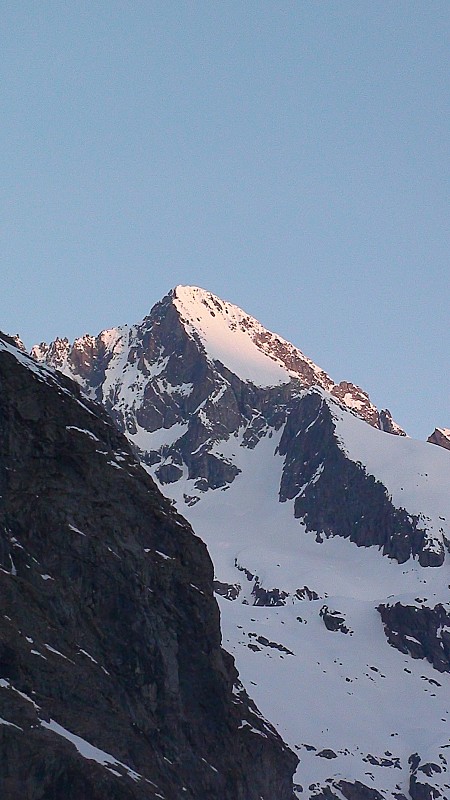 #6 Le bec du Canard : premiers rayons depuis le vallon de la muande Le bec du Canard : premiers rayons depuis le vallon de la muande