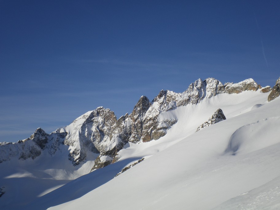 #1 Roche de la Muzelle : Le jour se lève sur Lanchâtra Roche de la Muzelle : Le jour se lève sur Lanchâtra