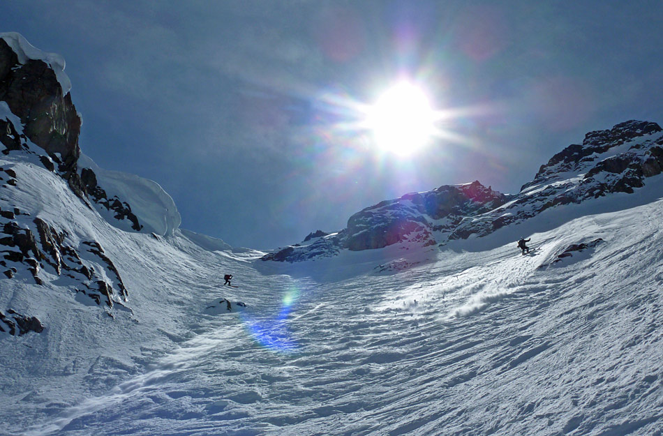 Aig. du Belvédère : Section sous le col du Belvédère.