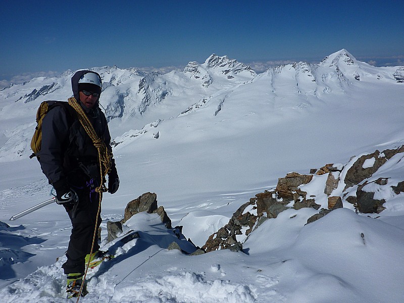 Grunhorn : Frred devant le Jungfrau et le Mönch