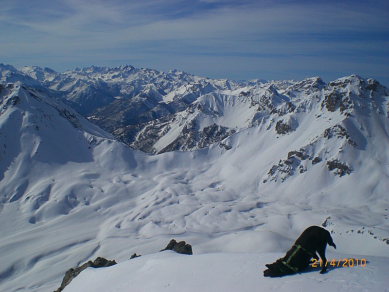 #3 Peygu : Du sommet, vue sur le col des Ourdeis, le Clôt de la Cime et Beaudouis. Peygu : Du sommet, vue sur le col des Ourdeis, le Clôt de la Cime et Beaudouis.