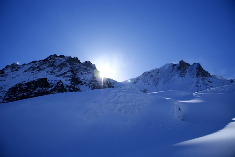 #1 Petit et Grand Paradis : Lever de soleil entre le Petit et le Grand Paradis Petit et Grand Paradis : Lever de soleil entre le Petit et le Grand Paradis