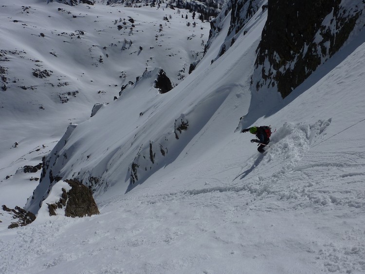 Pélago : Belle neige en rive droite.