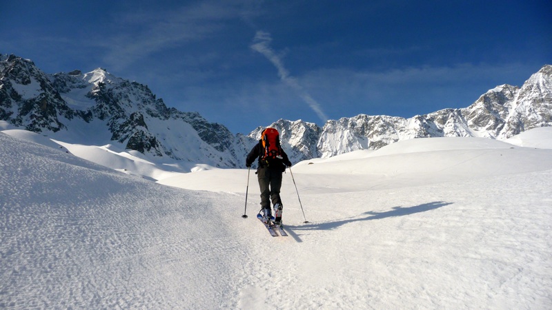 #2 Objectif du jour : Au dessus de sa main gauche Objectif du jour : Au dessus de sa main gauche