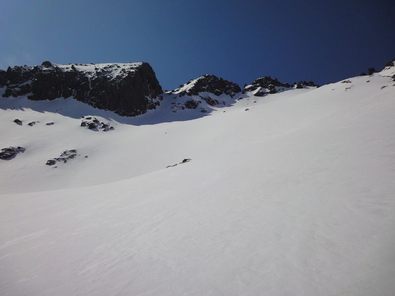 #2 Dernière montée : Dernière montée avant le sommet, vue sur le couloir nord du Rotondo Dernière montée : Dernière montée avant le sommet, vue sur le couloir nord du Rotondo