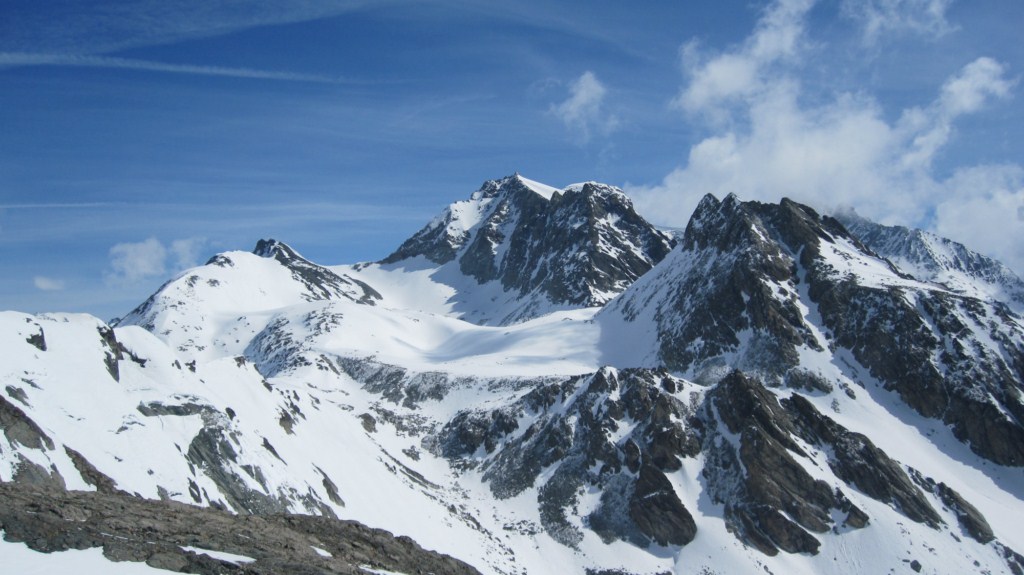 Du plateau 3000m : Cirque montagneux magnifique et sauvage