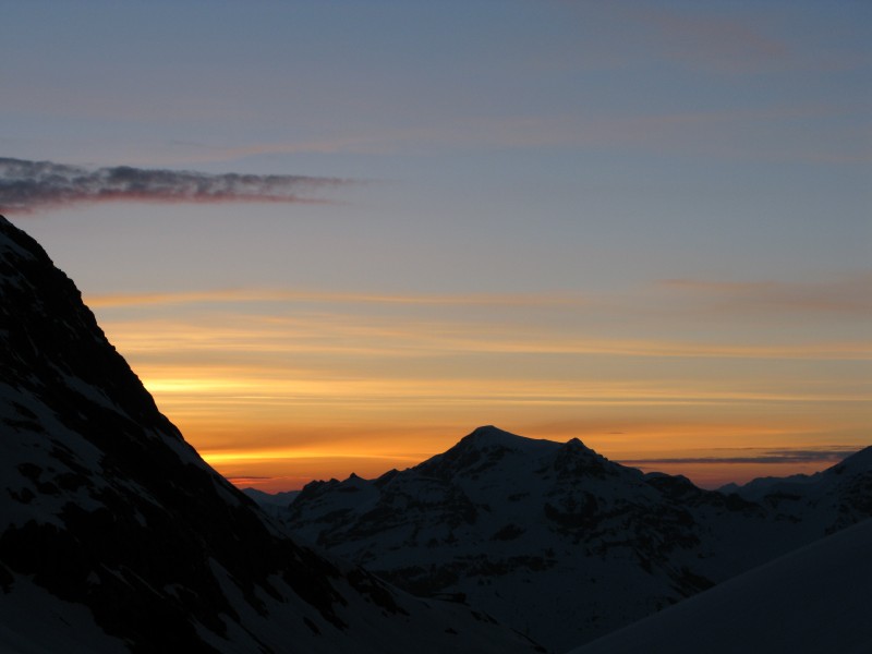 #2 Lever de soleil : le pourquoi du comment on accepte l Lever de soleil : le pourquoi du comment on accepte l'inconfort des refuges