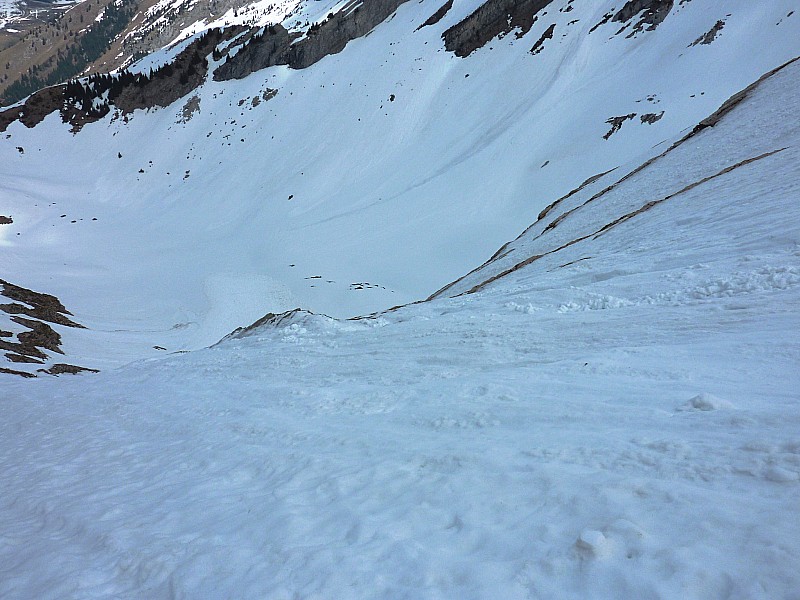 #6 Aig. des Calvaires couloir N : Milieu du couloir Aig. des Calvaires couloir N : Milieu du couloir