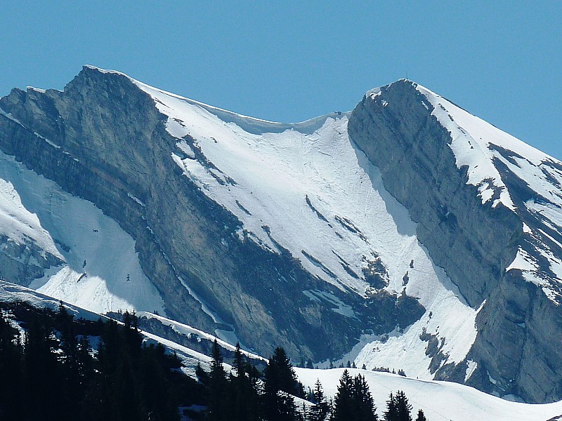 #10 Aig. des Calvaires couloir N : Vu des Confins, le couloir N de l Aig. des Calvaires couloir N : Vu des Confins, le couloir N de l'Aig. des Calvaires