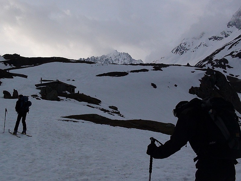 #3 Départ : du refuge, on y croit ou pas à la fenêtre? Départ : du refuge, on y croit ou pas à la fenêtre?