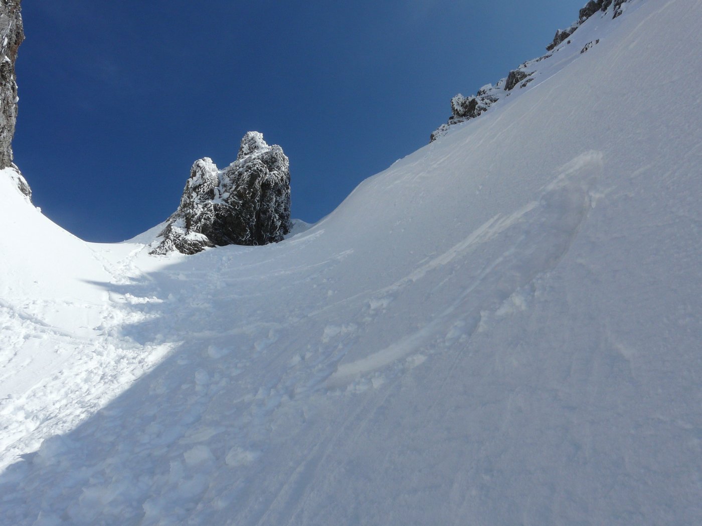#8 Descente : virages sous la brèche Descente : virages sous la brèche