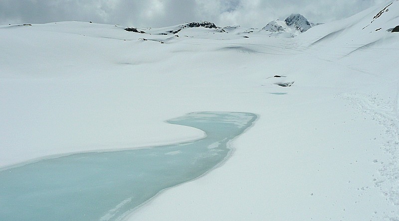 Le Lac Blanc : et ses reflets bleutés