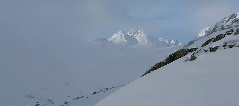 7h45, Col de la Croix de Fer : Ouverture de la fenêtre météo ...