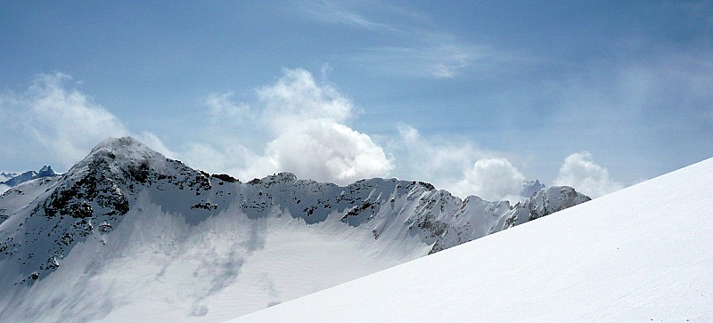 Coup d'oeil sur la Meije : Vision furtive avant le nuage !