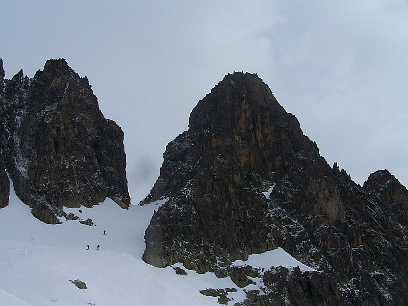 #10 Coup de sabre du piniolet : Le petit couloir sud du coup de sabre. Coup de sabre du piniolet : Le petit couloir sud du coup de sabre.