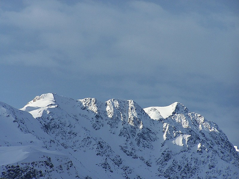 #6 Coup de sabre du piniolet : Les cimes de la Barbarate et l Coup de sabre du piniolet : Les cimes de la Barbarate et l'Etendard, gavé de neige.