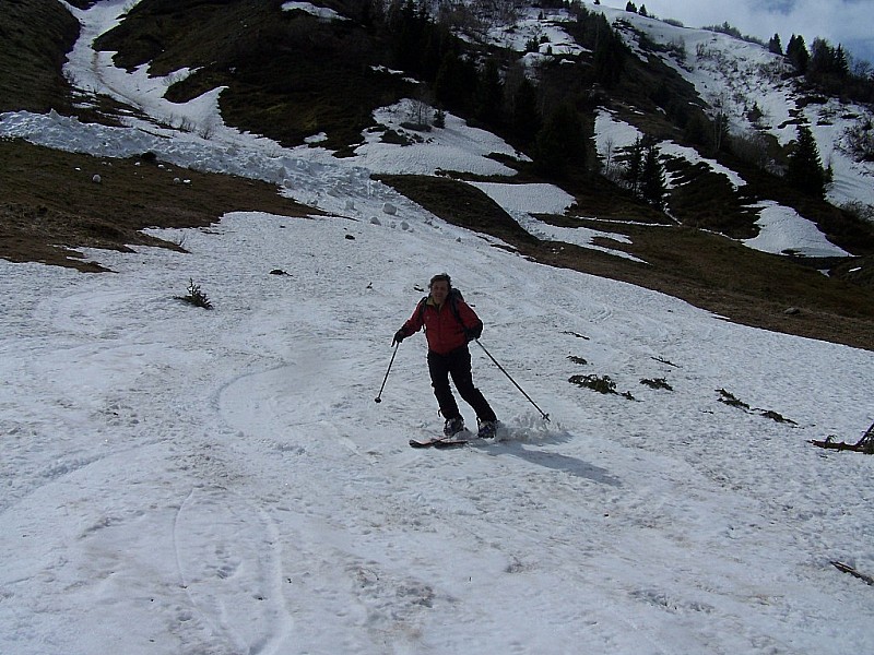 #1 Coup de sabre du pinilet : Jérôme dans sur le dernier névé, la c Coup de sabre du pinilet : Jérôme dans sur le dernier névé, la c'etait bon a skier!