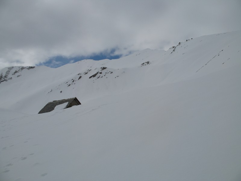 #2 cabane de Jaffeuil 2359m : le ciel se couvre déjà cabane de Jaffeuil 2359m : le ciel se couvre déjà