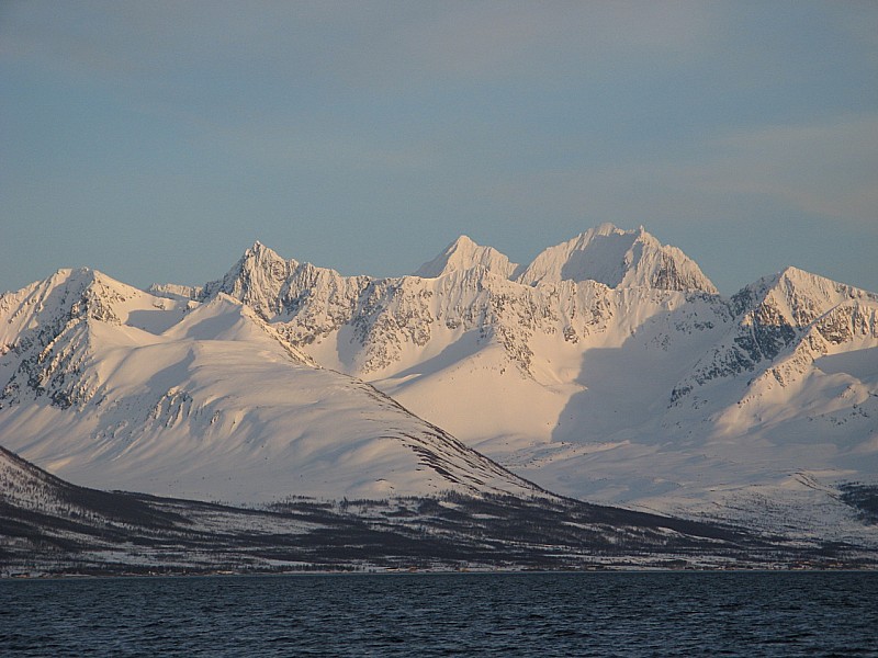 Péninsule de Lyngen : face ouest depuis l'ullsfjord