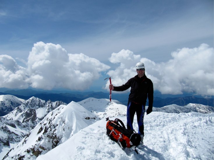 #24 Ma pomme au sommet : Ma pomme au sommet, c Ma pomme au sommet : Ma pomme au sommet, c'était surtout pour montrer la mer à gauche du piolet.