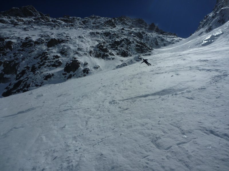 #12 Ca ce laisse descendre : même si la neige réservais qq pièges dans cette section plus plate Ca ce laisse descendre : même si la neige réservais qq pièges dans cette section plus plate
