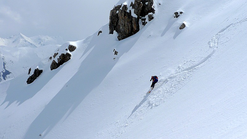 #14 Dans les contrepentes : du couloir Nord Dans les contrepentes : du couloir Nord