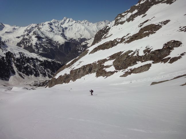 #5 Descente col du chardon : Ski grand large sur moquette de luxe Descente col du chardon : Ski grand large sur moquette de luxe