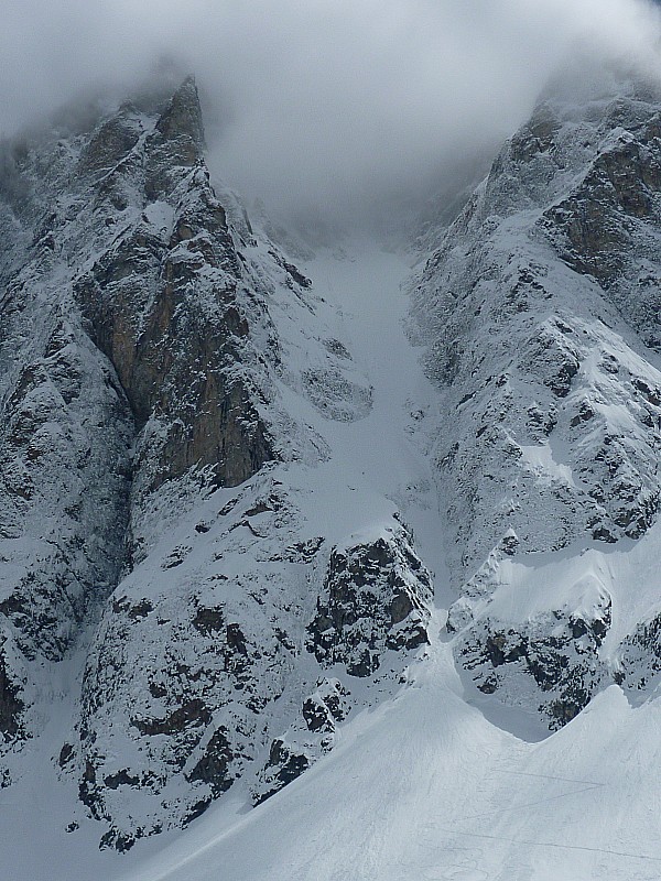 #22 Couloir : Et la bête se rhabille... Couloir : Et la bête se rhabille...