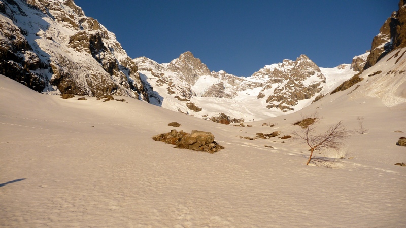 #10 le décor est planté : Environnement glaciaire superbe le décor est planté : Environnement glaciaire superbe