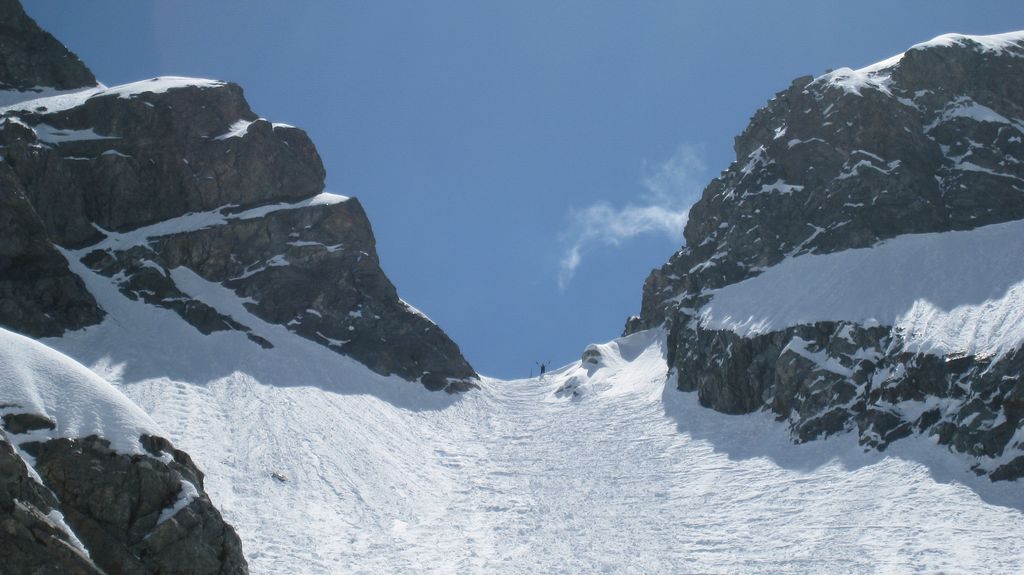 #4 Breche en V du Sirac : un V dans le V Breche en V du Sirac : un V dans le V