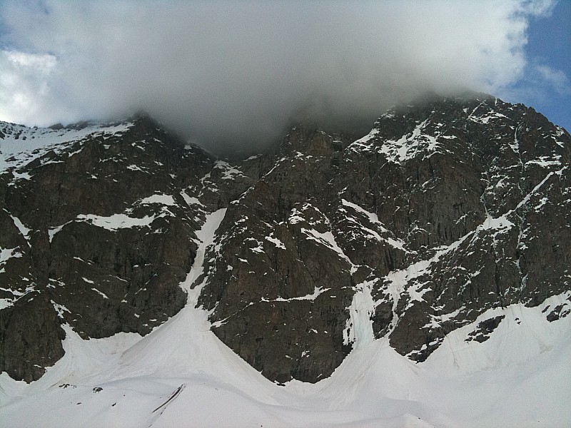 #2 Olan2 : Vue de l Olan2 : Vue de l'Olan du refuge. C'est couvert...