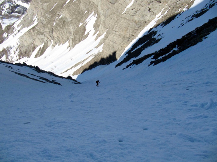#8 Couloir de la barre du pelat : On remonte le Couloir de la barre du pelat Couloir de la barre du pelat : On remonte le Couloir de la barre du pelat