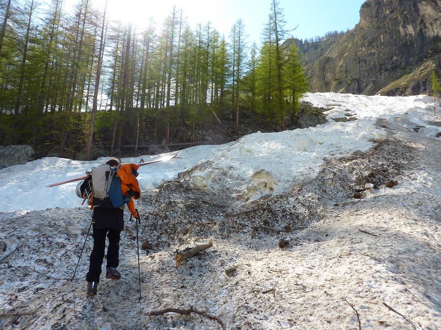 #1 Pelvoux : Montée au refuge, ça fait mal au dos. Pelvoux : Montée au refuge, ça fait mal au dos.