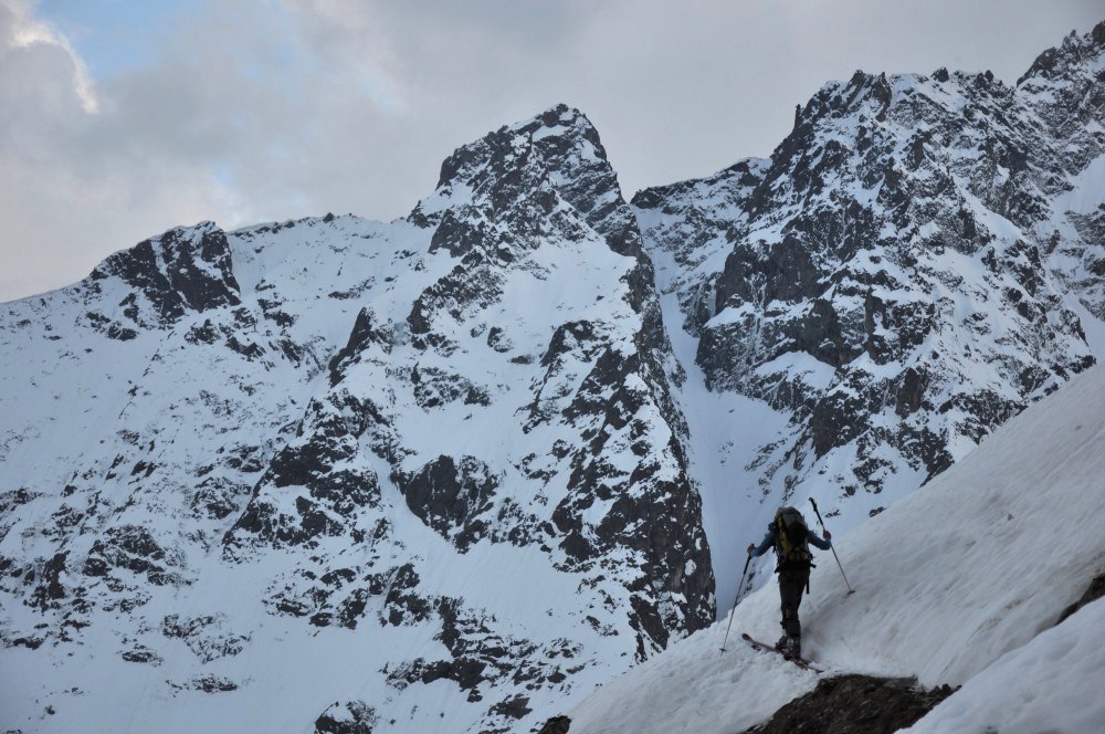 #4 Pelas : Pédro s Pelas : Pédro s'apprête à entrer dans le Pelas-Verney