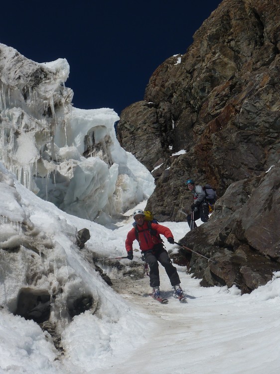 #28 Pelvoux : Tout droit pour Pédro dans le passage délicat ! Pelvoux : Tout droit pour Pédro dans le passage délicat !