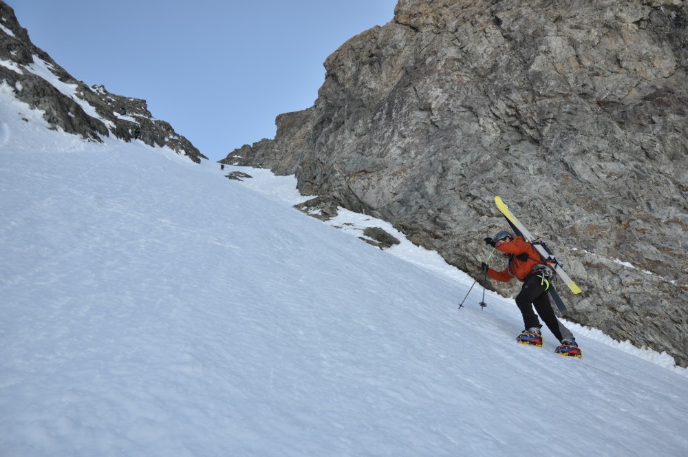 #8 Couloir Coolidge : Enfin un peu de neige portante Couloir Coolidge : Enfin un peu de neige portante