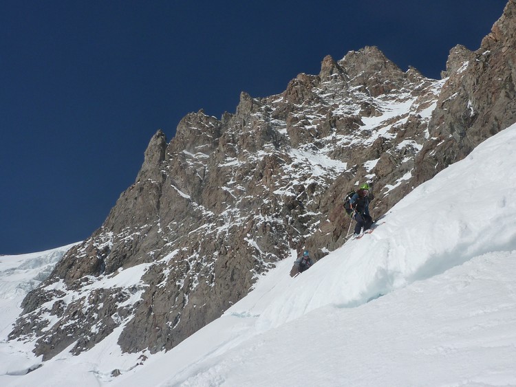#25 Pelvoux : Val joue à saute-crevasse. Pelvoux : Val joue à saute-crevasse.
