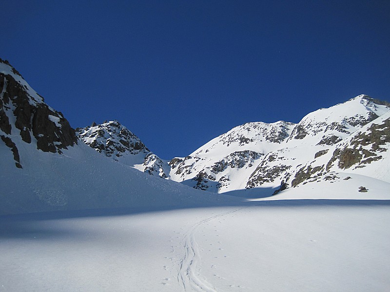 #6 pas du loup W : on a pris le couloir sur la droite pas du loup W : on a pris le couloir sur la droite