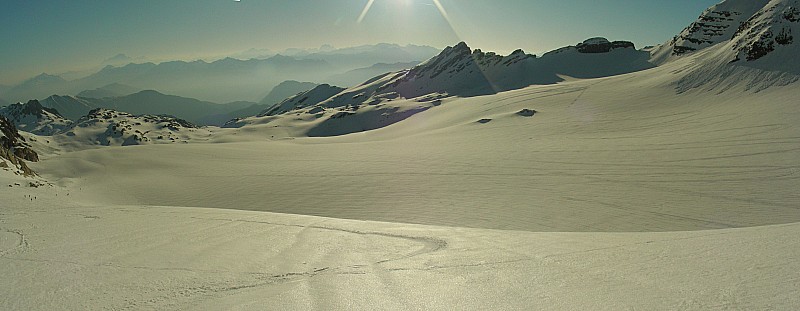 #9 Glacier de Saint Sorlin : Glacier bien plein, assez lisse, agréable à skier Glacier de Saint Sorlin : Glacier bien plein, assez lisse, agréable à skier