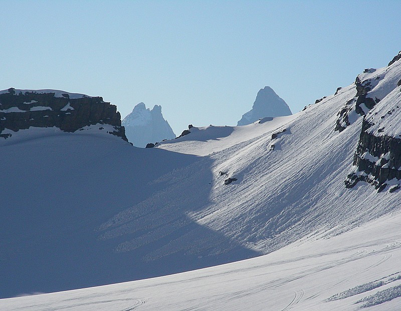 #10 Des Aiguilles : Deux Aiguilles bien connues - mais il n Des Aiguilles : Deux Aiguilles bien connues - mais il n'y en a pas 3?