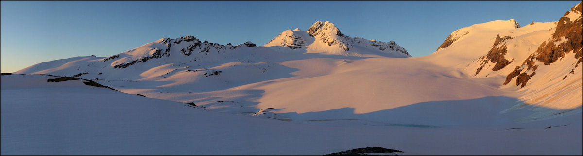 #23 La lumière fonctionne : ca doit bouffer un max d La lumière fonctionne : ca doit bouffer un max d'électricité ces lumières