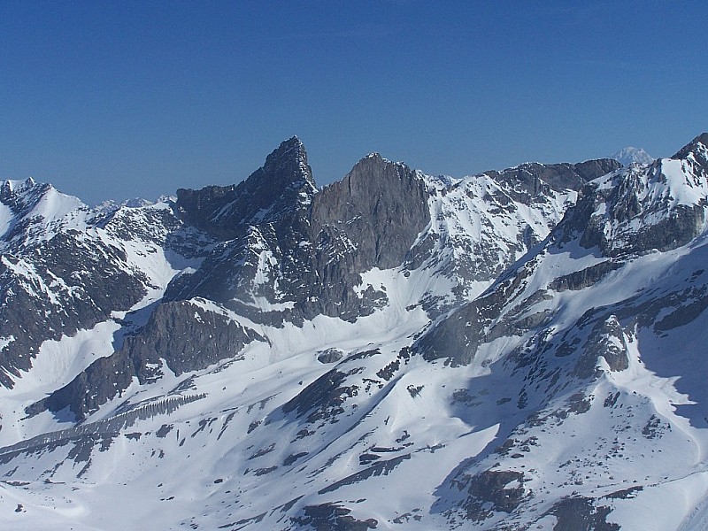 #6 Pte del la Réchasse : Les pointes de la Glière vu du sommet de la Réchasse. Pte del la Réchasse : Les pointes de la Glière vu du sommet de la Réchasse.