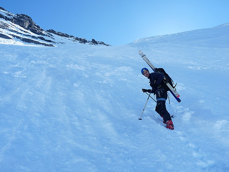 Couloir final : Crampons indispensables.
