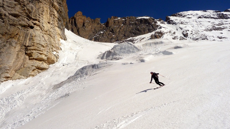 #10 Le seul passage "moquette Le seul passage "moquette
