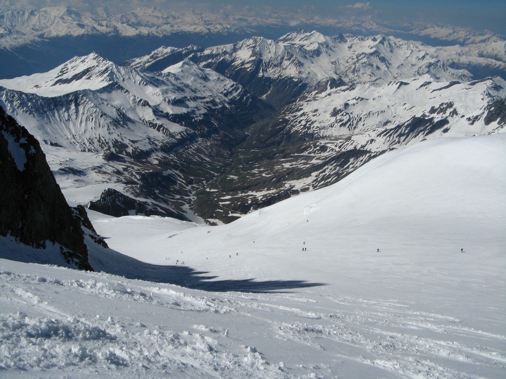 #5 Dôme des Glaciers : ça monte pas mal derrière ... sans compter devant ! Dôme des Glaciers : ça monte pas mal derrière ... sans compter devant !