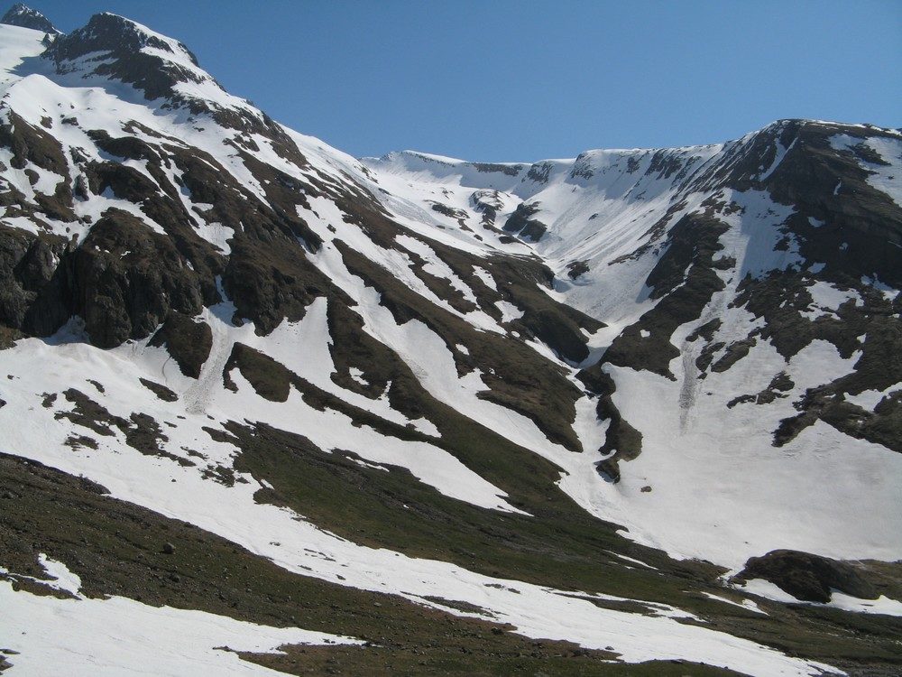 #1 Dôme des Glaciers : du côté du ruisseau des Cabottes, ça passe aussi mais suis pas sûr que ça soit aussi bon Dôme des Glaciers : du côté du ruisseau des Cabottes, ça passe aussi mais suis pas sûr que ça soit aussi bon