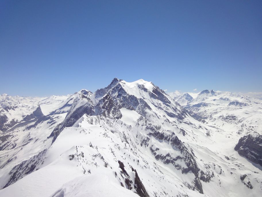 #14 Vue sur la grande casse : Depuis le sommet, vue sur la grande casse Vue sur la grande casse : Depuis le sommet, vue sur la grande casse