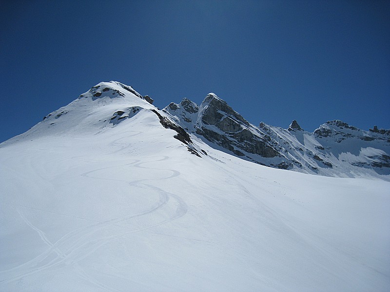 #6 anté-cime 3300m : itinéraire de descente anté-cime 3300m : itinéraire de descente
